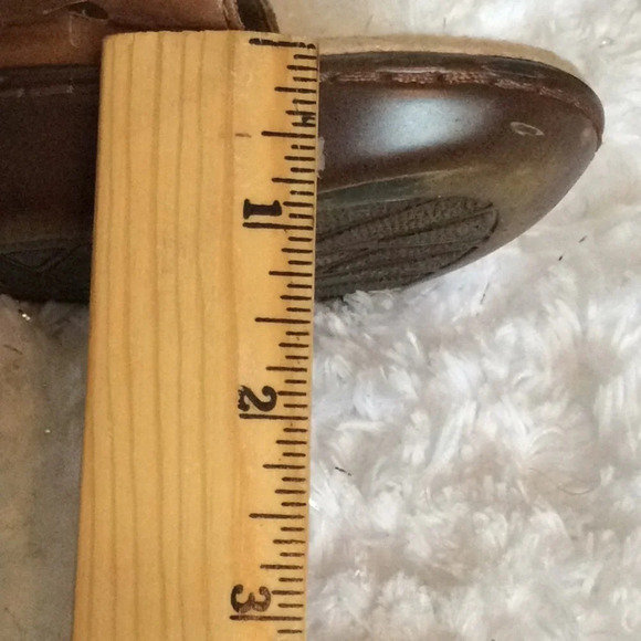 Born boc Brown Sandals - Picture 7 of 10